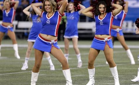 cheerleader wardrobe malfunctions|20 Of The Most Hilariously Shocking Cheerleader Wardrobe Malfunctions